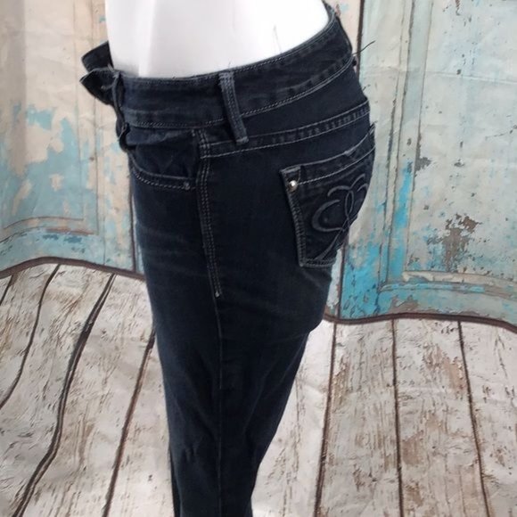 Express Womans Misses 21 Dark Wash Skinny Jeans with Embroidery on back pockets - Picture 6 of 9